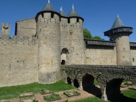 Le château Comtal et remparts de la cité de Carcassonne