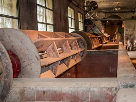 Graulhet, Racines Historiques de l'industrie du cuir