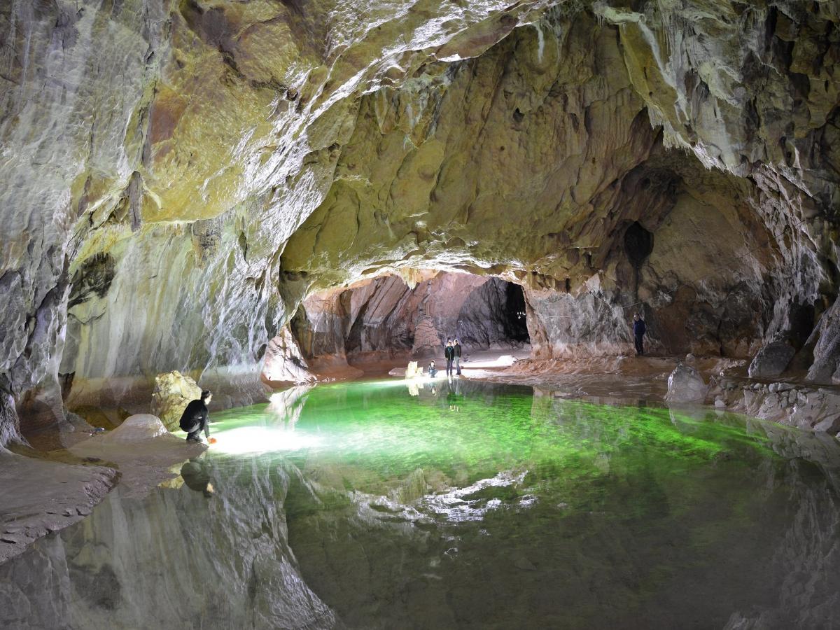 Visite de la grotte de Lombrives